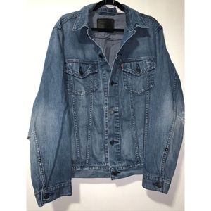 Classic Levis Denim Jacket